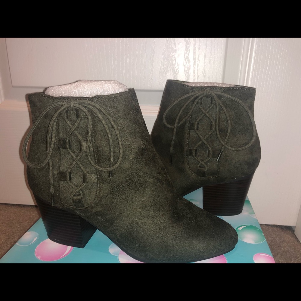 Soda Shoes Forest Green Heels